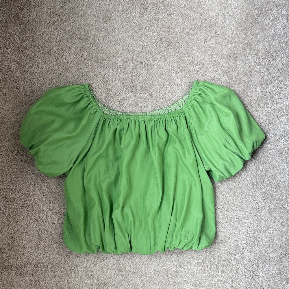 NWT Green Bubble Top
